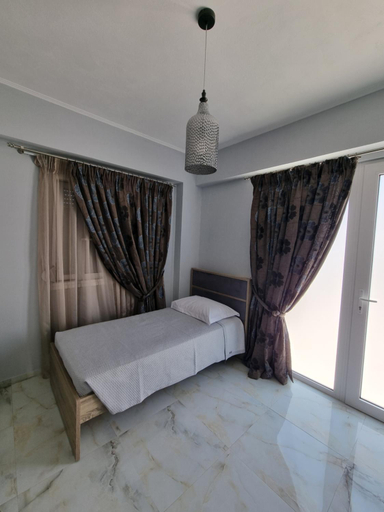 Bedroom 3, Hotel Eleni, South Aegean