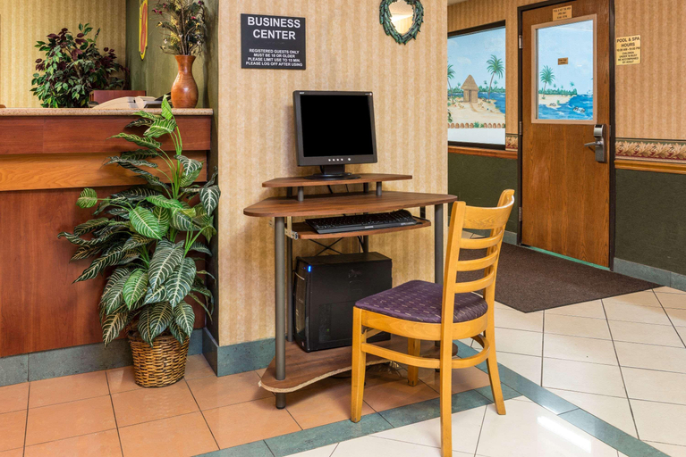 Others 5, Super 8 By Wyndham Troy Il/St. Louis Area, Madison