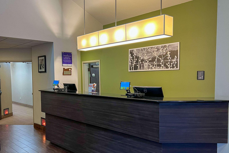 Public Area 2, SureStay by Best Western Roseburg, Douglas