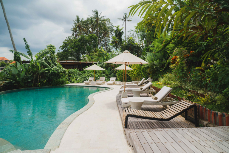 Hot Stone Club Ubud, Gianyar