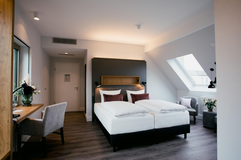 Bedroom 14