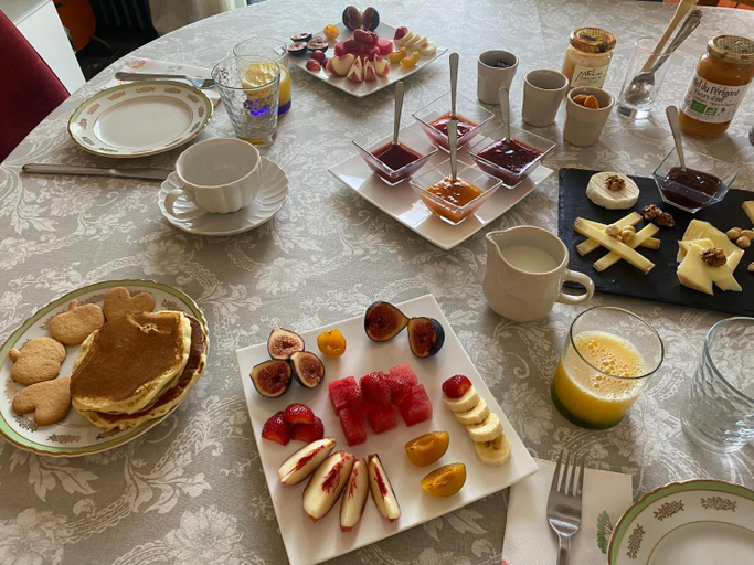 Food & Drinks 4, La Pause Cadurcienne, table et chambre d'hotes climatisees, Lot