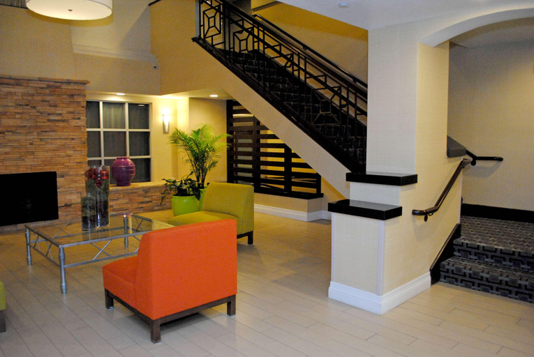 Public Area 4, DoubleTree by Hilton Chatsworth, Los Angeles