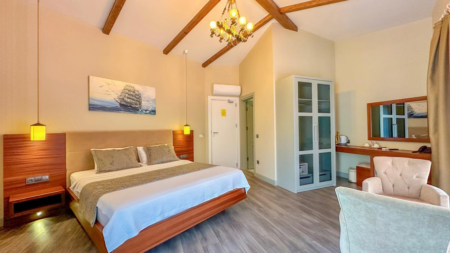 Bedroom 2, Gocek Centre Hotel, Fethiye