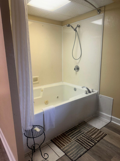 Bathroom 3, River Place Condos Riverside #309 1BD, Sevier