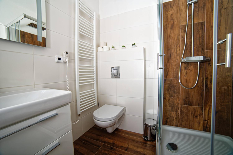Bathroom 3, Lakeside Village - Vetrnik, Český Krumlov