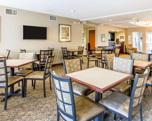Food & Drinks 5, MainStay Suites Brentwood, Williamson