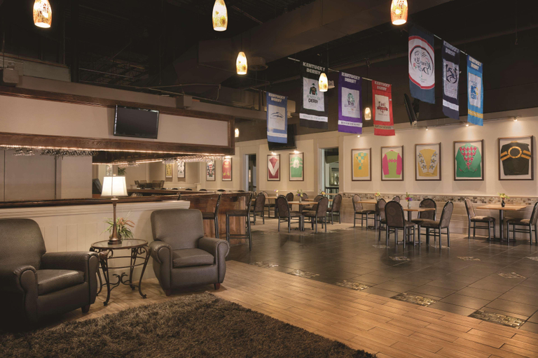 Food & Drinks, Radisson Hotel Louisville North, Clark