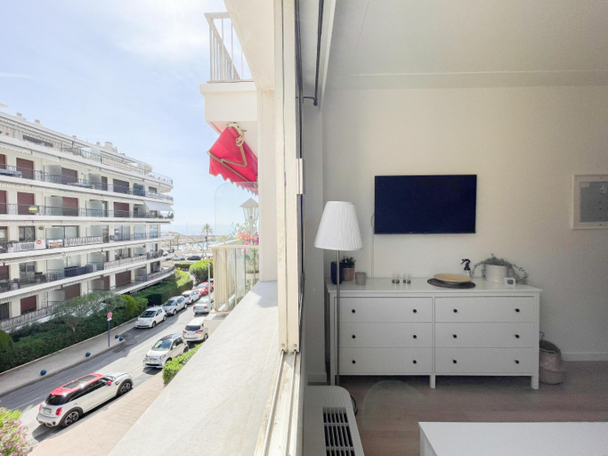 Others 3, Studio bord de mer 3, Alpes-Maritimes