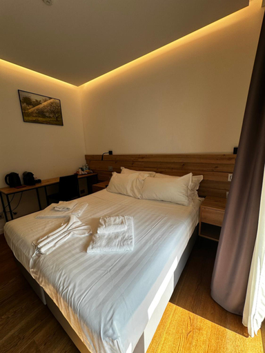 Bedroom 9