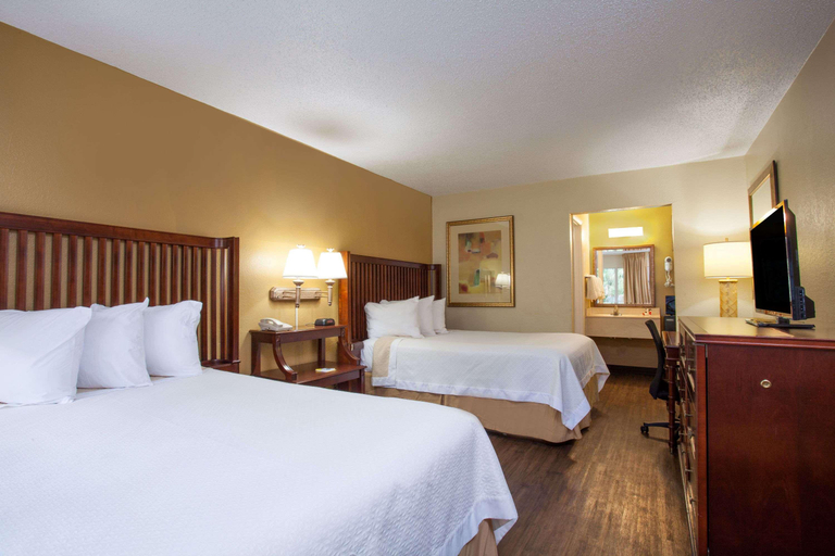 Bedroom 3, Econo Lodge Daytona Beach - Speedway, Volusia