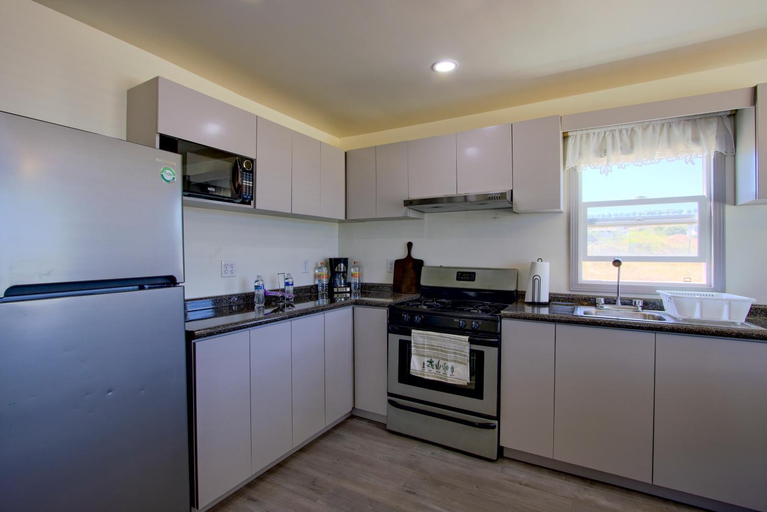 Dining Room 10