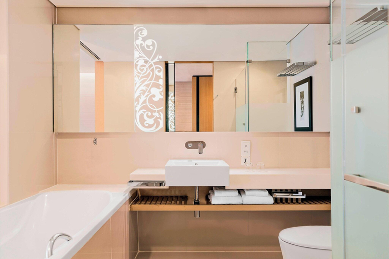 Bathroom 12