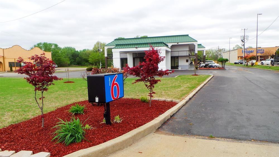Exterior & Views 2, Motel 6 Covington, Tipton