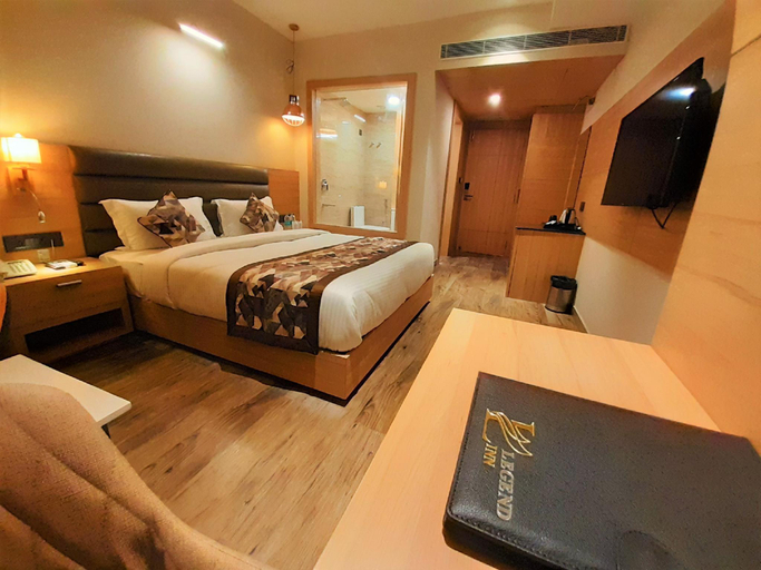 Others 5, Legend Inn, Lucknow