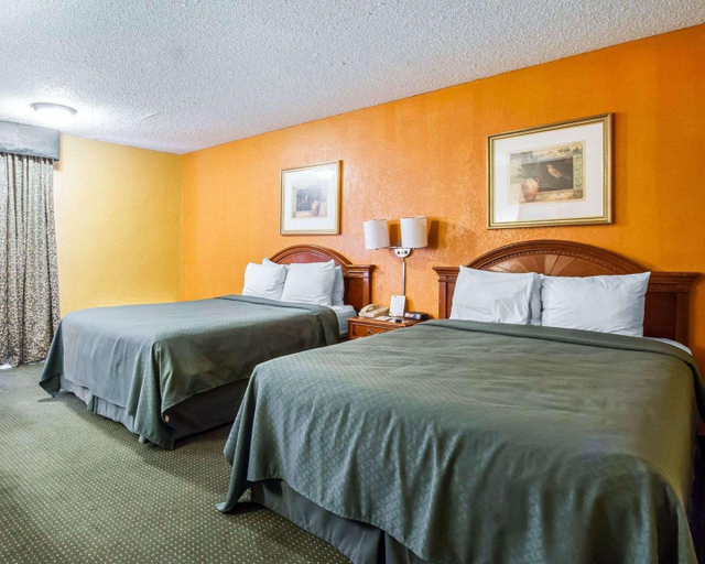 Bedroom 4, Quality Inn near Downtown Tucson, Pima