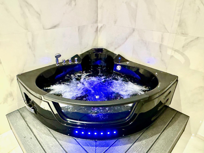 Hot tub 3, Romantica SPA Krakow, Kraków City