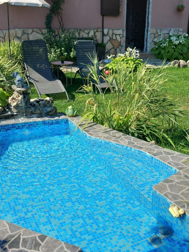 Others 5, Boina House, Bansko