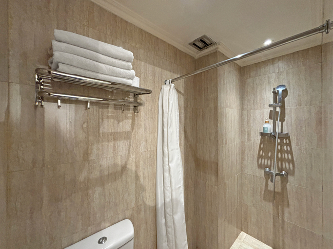 Bathroom 5