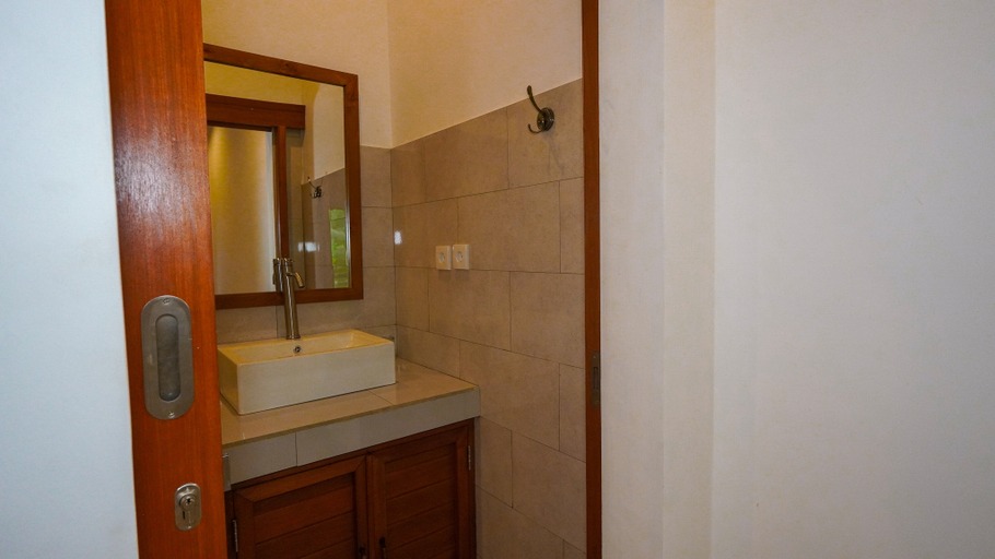 Bathroom 5