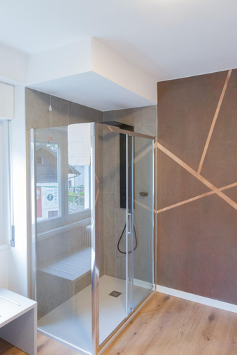 Bathroom 5