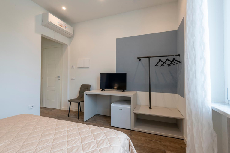 Others 3, IARSERA rooms and apartment, Lucca