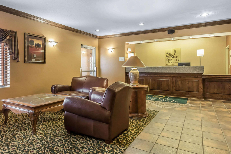 Public Area 2, Comfort Inn & Suites Emporia, Lyon
