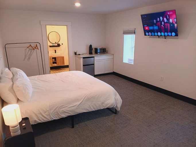 Bedroom 2, Five10 Orange Street Hotel - Hot Springs, Garland