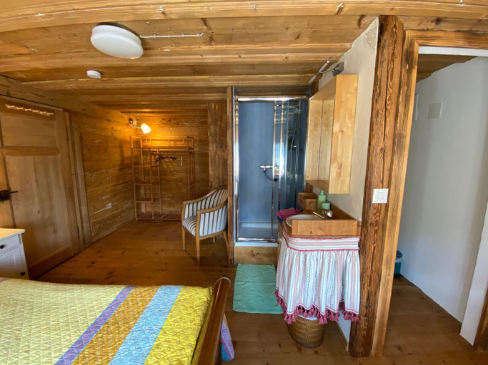 Others 5, Casa Vegana, Surselva