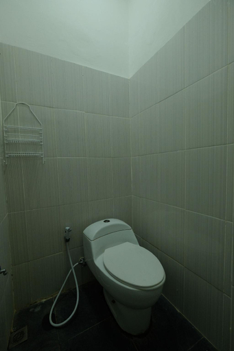 Bathroom 2, Hotel O Homestay Aqsa, Kendari
