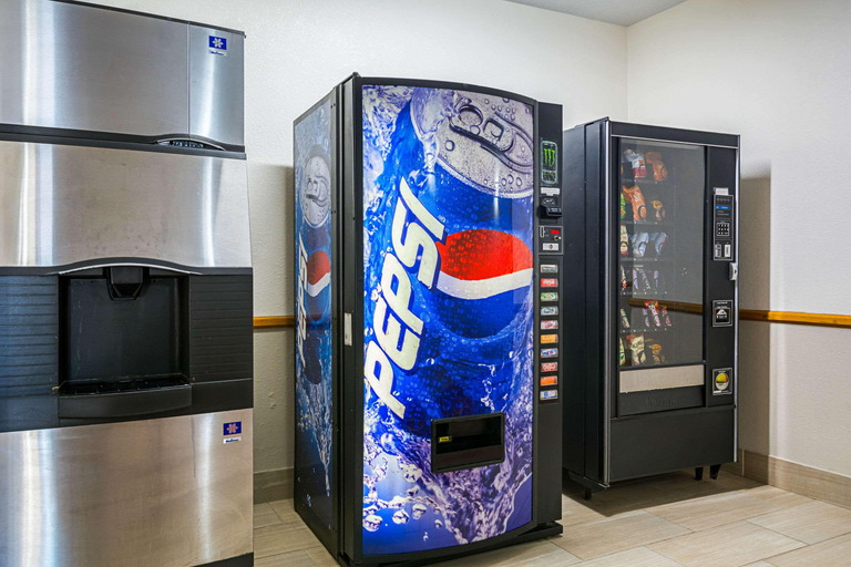 Food & Drinks 5, Quality Inn & Suites Greensburg I-74, Decatur