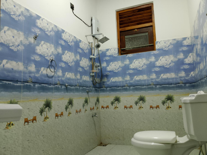 Bathroom 3, Malindu Yala Gate , Thissamaharama