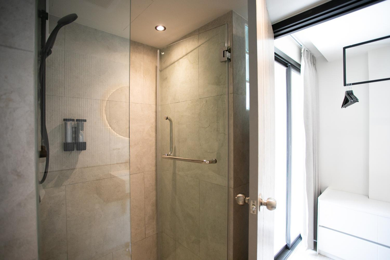 Bathroom 8