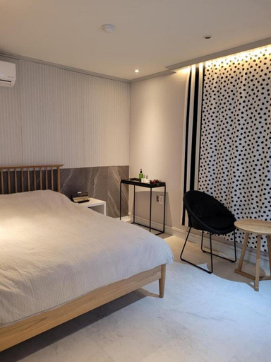 Bedroom 3, Gallery Hotel, Suyeong