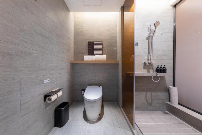 Bathroom 3, Atour Hotel Nanjing Gulou Qingliangmen Street, Nanjing