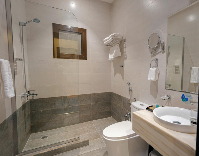 Bathroom 5, Celine Home Serviced Apartment Al Malqa, Riyadh
