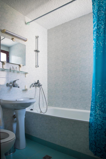 Bathroom 4, Victoria Nessebar, Nesebar