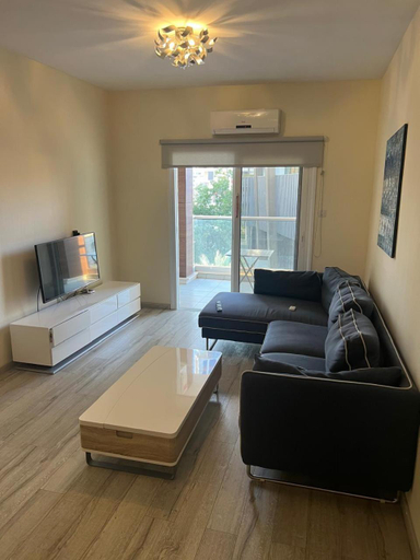 Others 4, Takelena Apartments