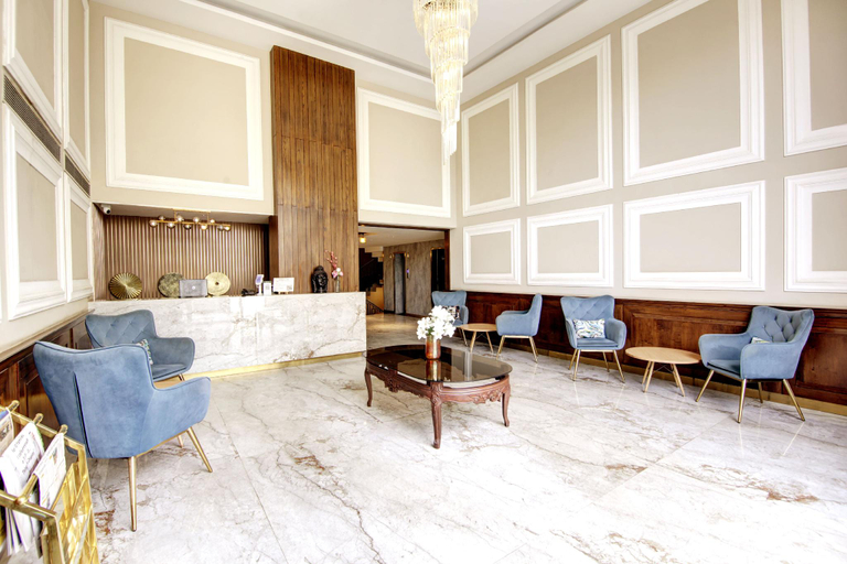 Public Area 3, Saltstayz Premier – Cyber Hub, Gurgaon