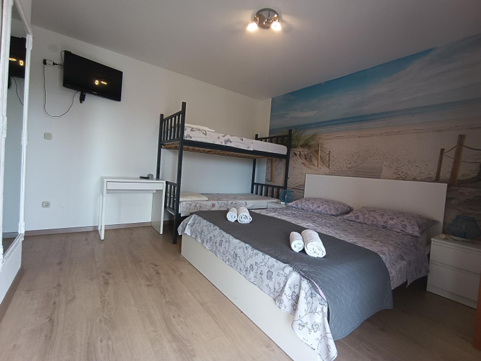 Others 5, Apartments Jonjic, Vodice