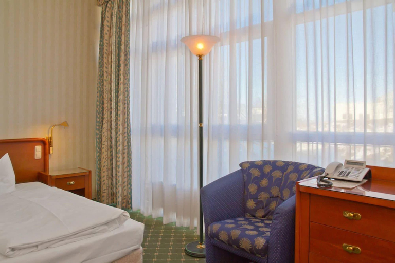 Bedroom 3, SEETELHOTEL Pommerscher Hof, Vorpommern-Greifswald