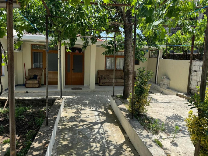 Others 5, Garden Guest House, Përmetit