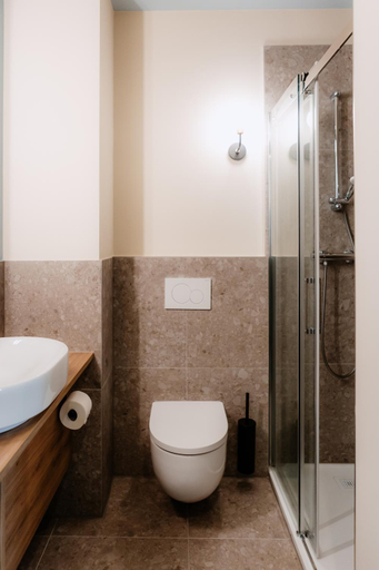 Bathroom 4