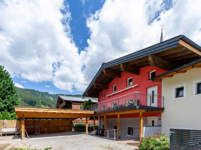 Exterior & Views 1, Chalet in Krimml near Zillertal Slopes, Zell am See