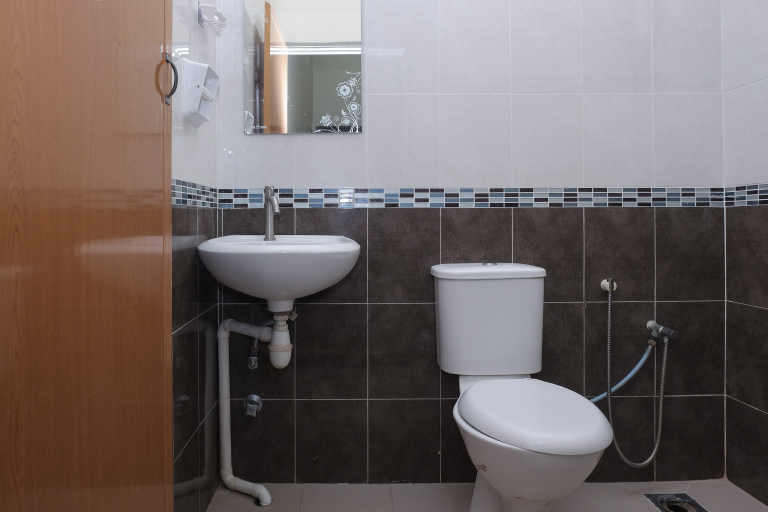 Bathroom 3, Hotel O Kay Inn Kerteh, Kemaman