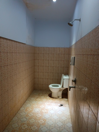 Bathroom 4