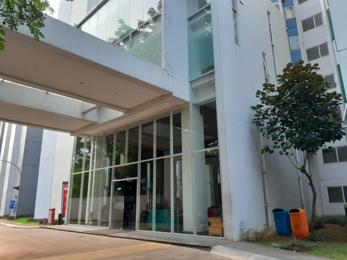 Exterior 12