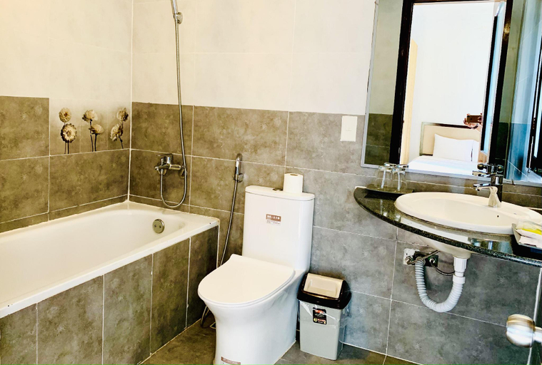 Bathroom, COSIANA HUE HOTEL , Huế