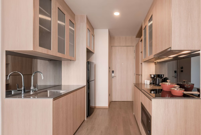 Dining Room 28