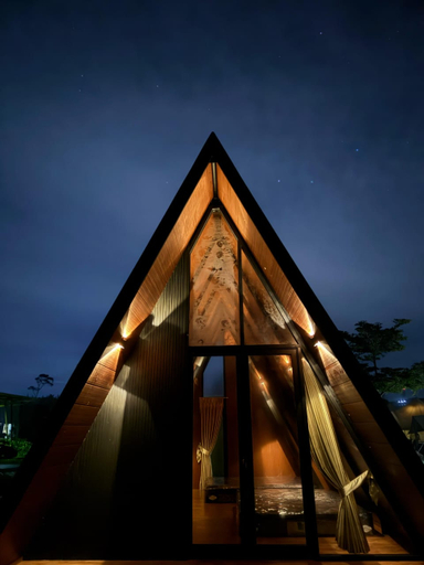 Exterior 3